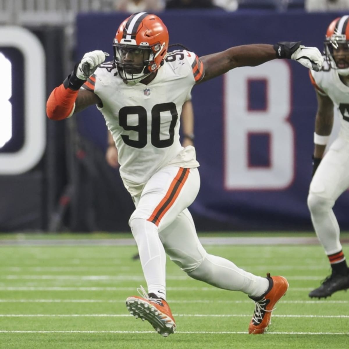 Browns Elevate Tackle from Practice Squad - Sports Illustrated