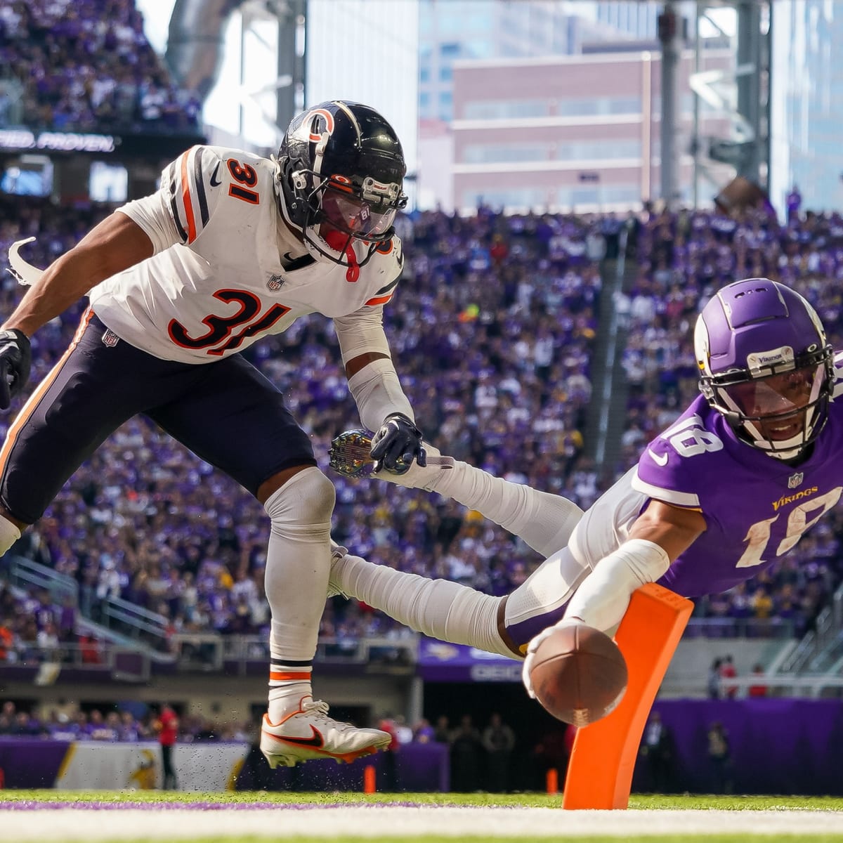 Minnesota Vikings use strong defense to hand Chicago Bears 4th