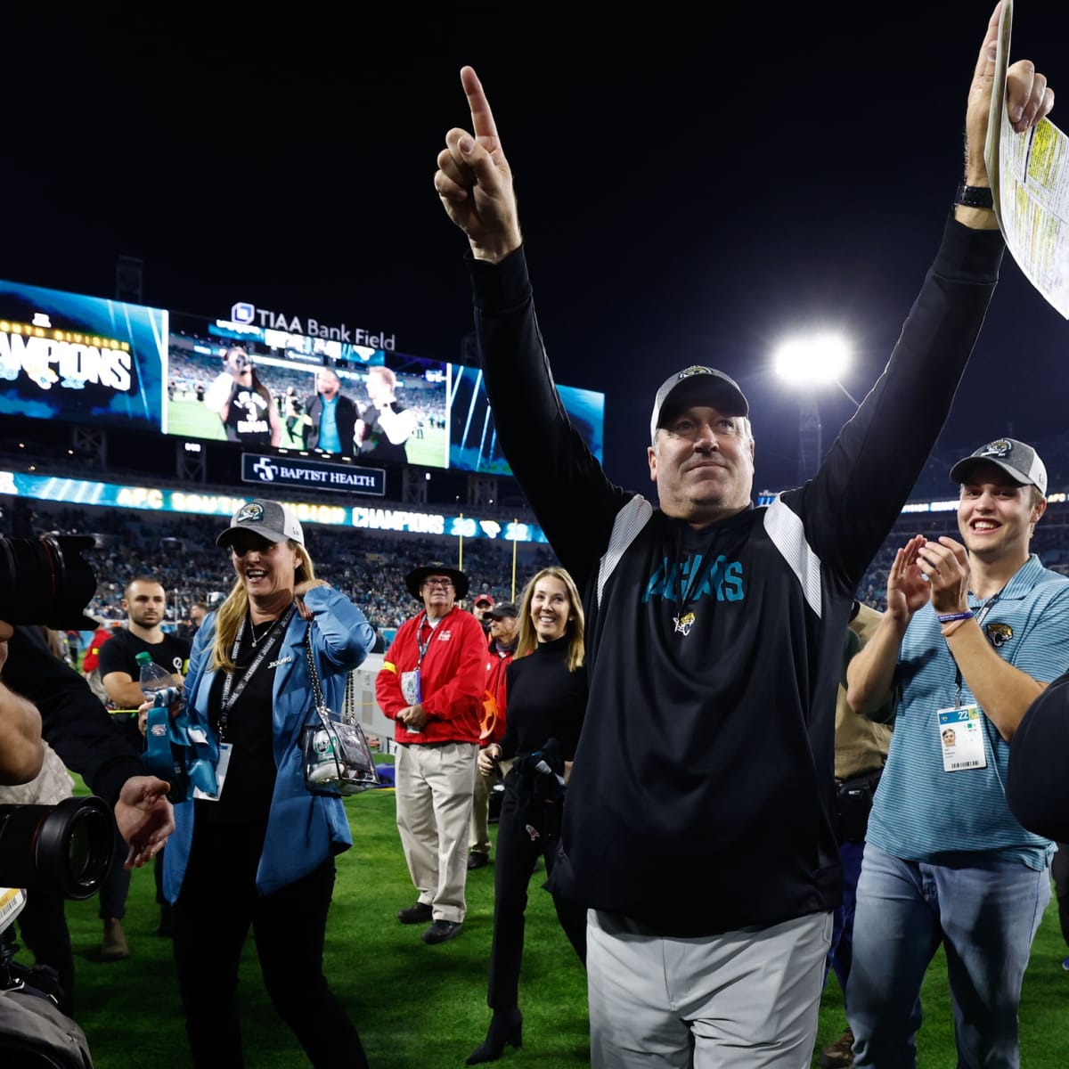 NFL playoffs: Jaguars to host Chargers Saturday at TIAA Bank Field