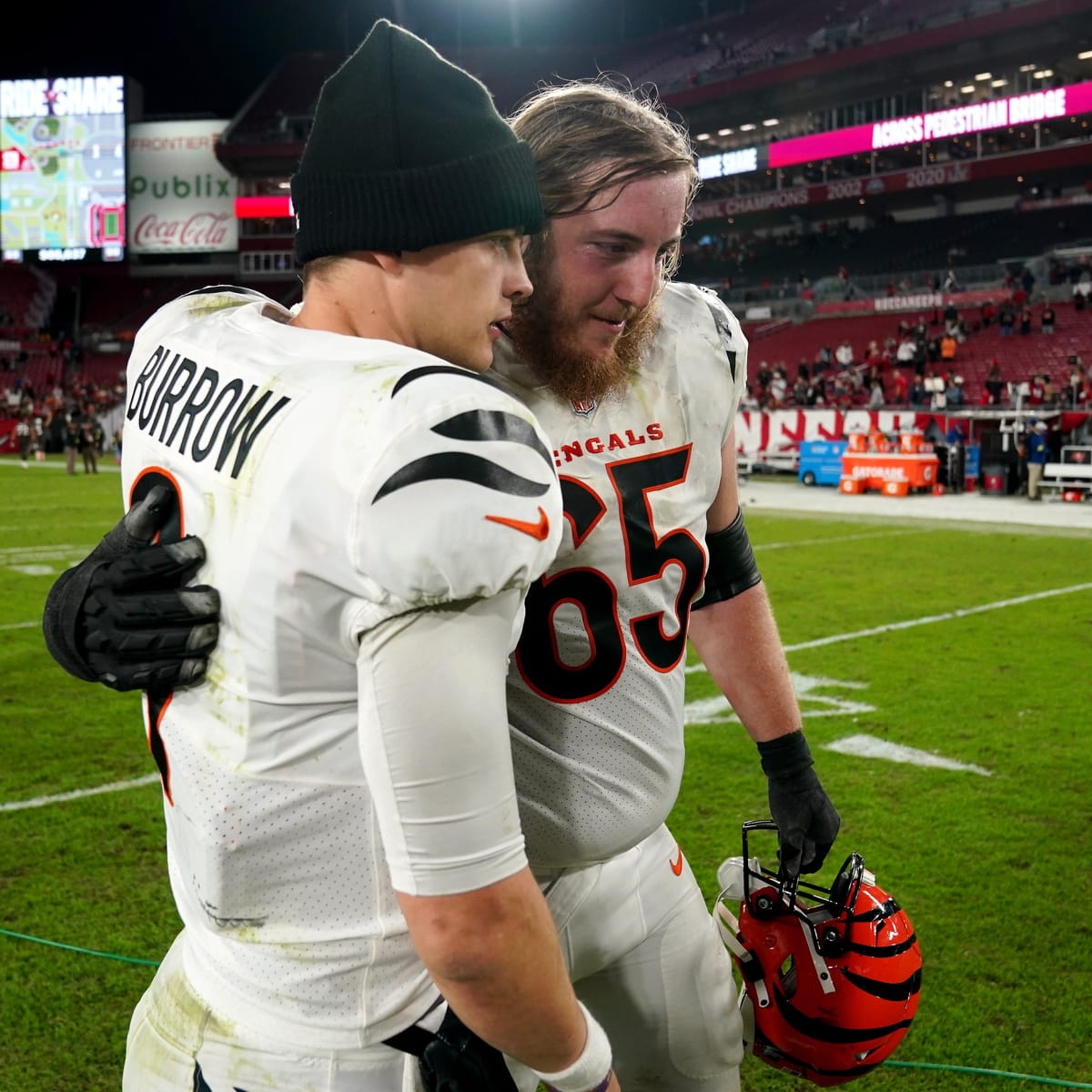 Cincinnati Bengals guard Alex Cappa (65) in coverage during an NFL football  game against the New