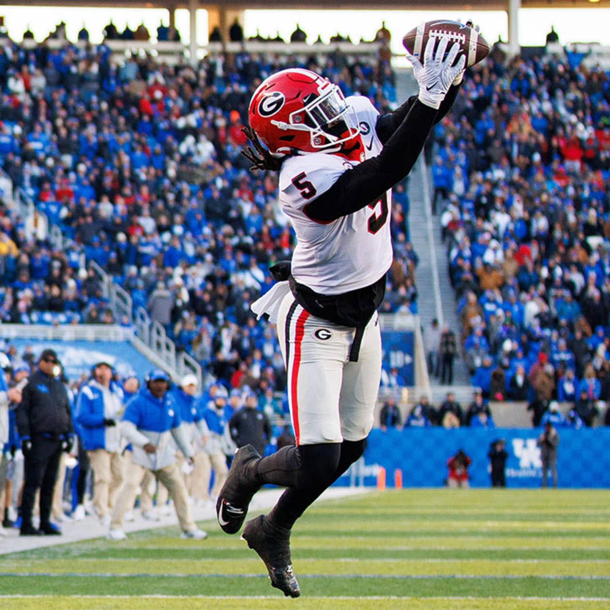 Jacksonville Jaguars Antonio Johnson learns from Rayshawn Jenkins