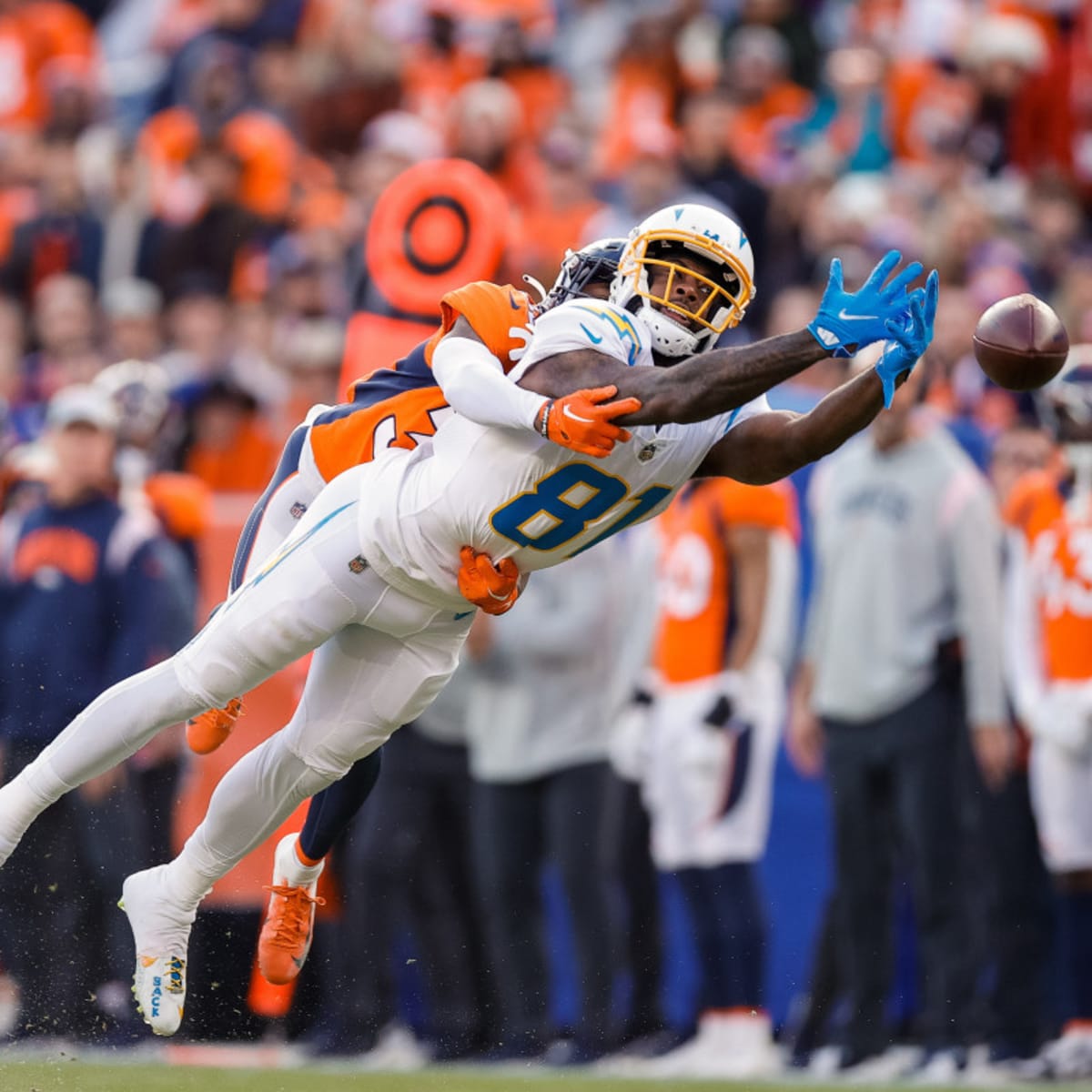 Los Angeles Chargers vs. Denver Broncos Game Day Betting Odds: Week 6 Point  Spread, Moneyline, Over/Under - Sports Illustrated Los Angeles Chargers  News, Analysis and More