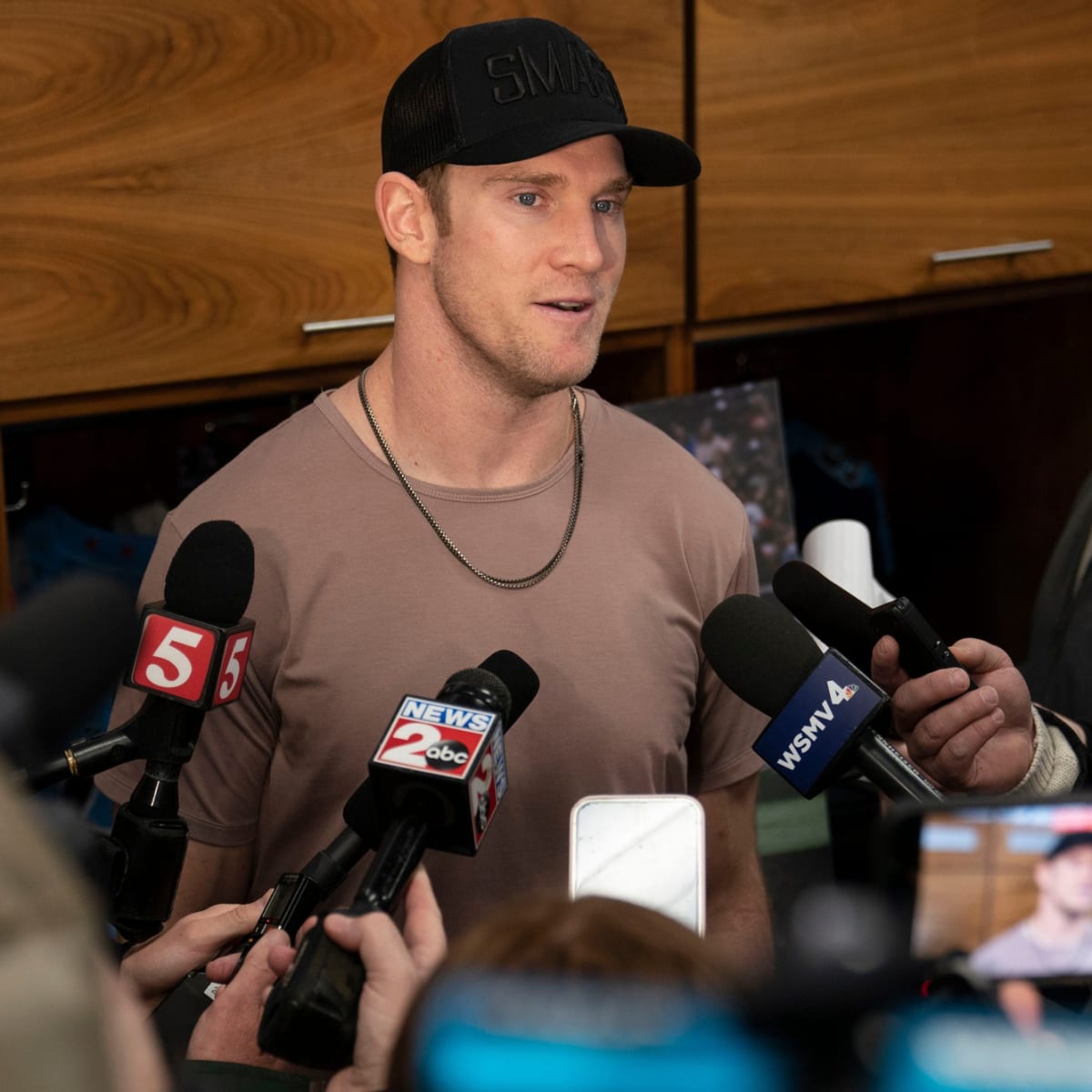 Ryan Tannehill Restructures Contract to Accommodate Julio Jones - Sports  Illustrated Tennessee Titans News, Analysis and More