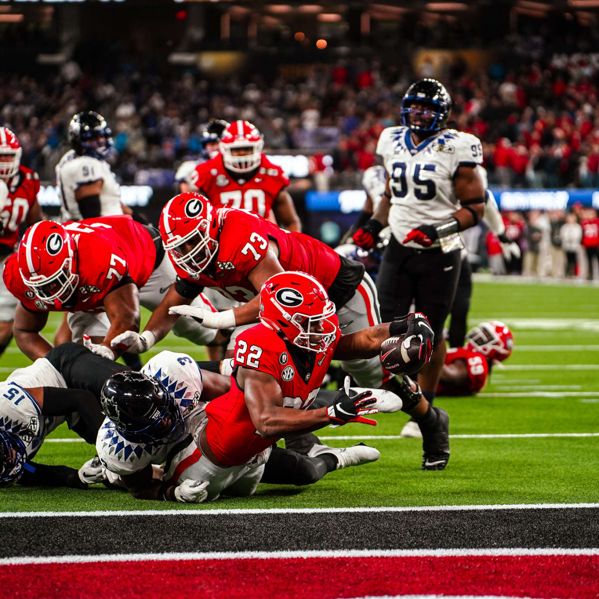 Georgia blasts TCU 65-7 in the College Football Playoff championship game,  wins back-to-back titles