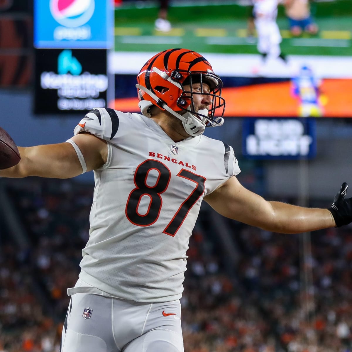 Tight End Agrees to Futures Contract with Tennessee Titans - Sports  Illustrated Tennessee Titans News, Analysis and More