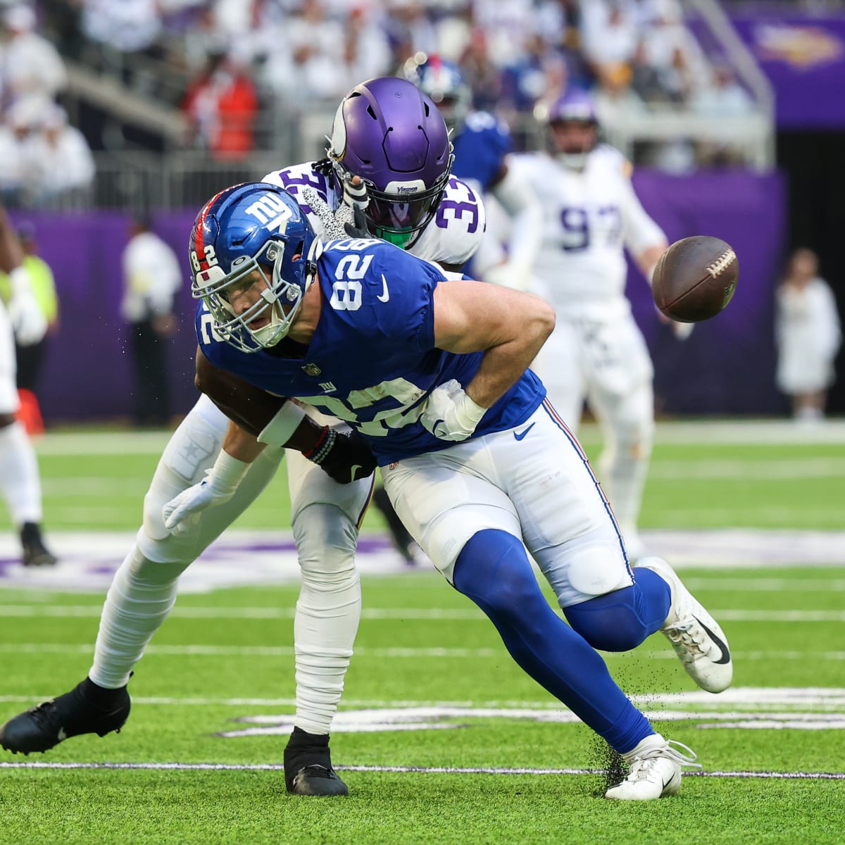 Vikings center Garrett Bradbury to start vs. Giants after missing