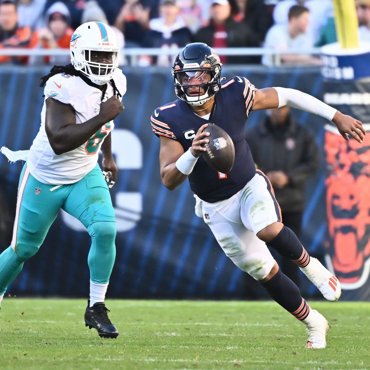 Jaquan Brisker Reported Deal Ends Short Holdout - Sports Illustrated  Chicago Bears News, Analysis and More