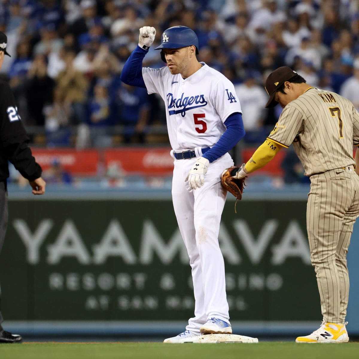 Freddie Freeman homers in nightcap as Dodgers split doubleheader for  Rockies' 100th loss this season – NBC Los Angeles