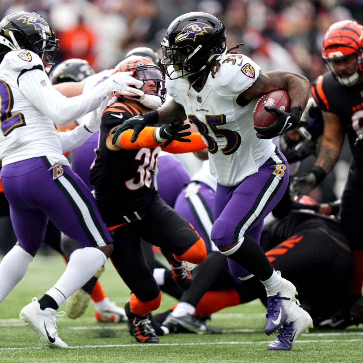 Baltimore Ravens Gus Edwards On Cincinnati Bengals - 'It's Going To Be A  Physical Game' - Sports Illustrated Baltimore Ravens News, Analysis and More