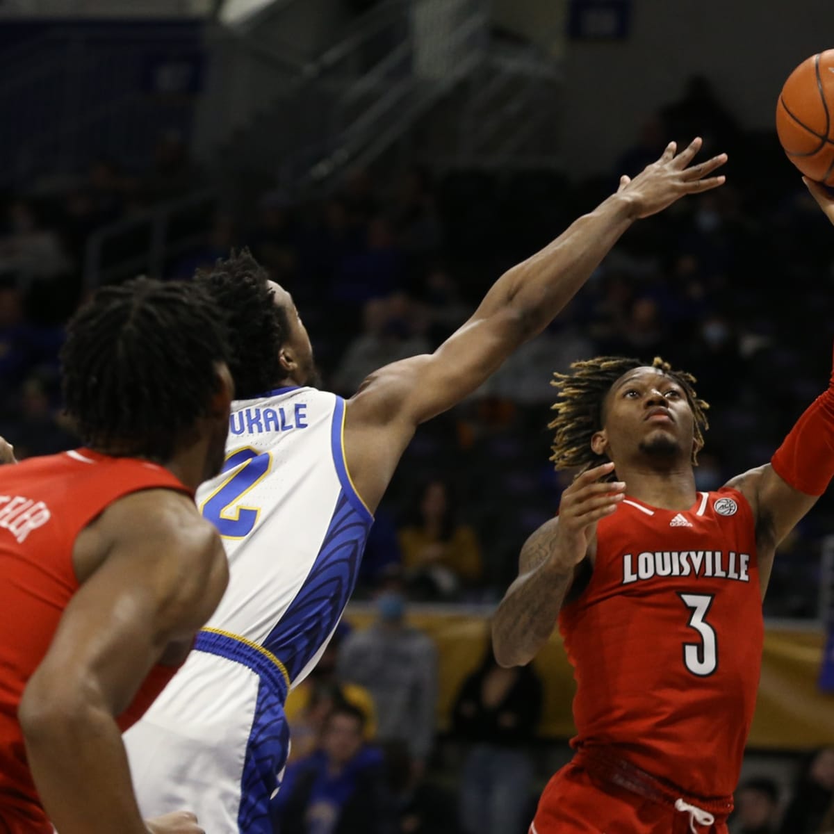 How to Watch  Louisville at Pittsburgh — Time, TV, point spread