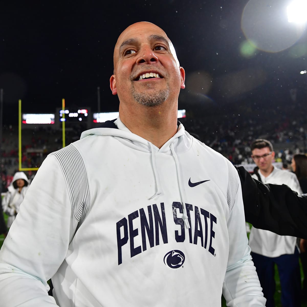 By removing names from Penn State's football jerseys, James Franklin wants  to 'bring the family back together' – The Morning Call