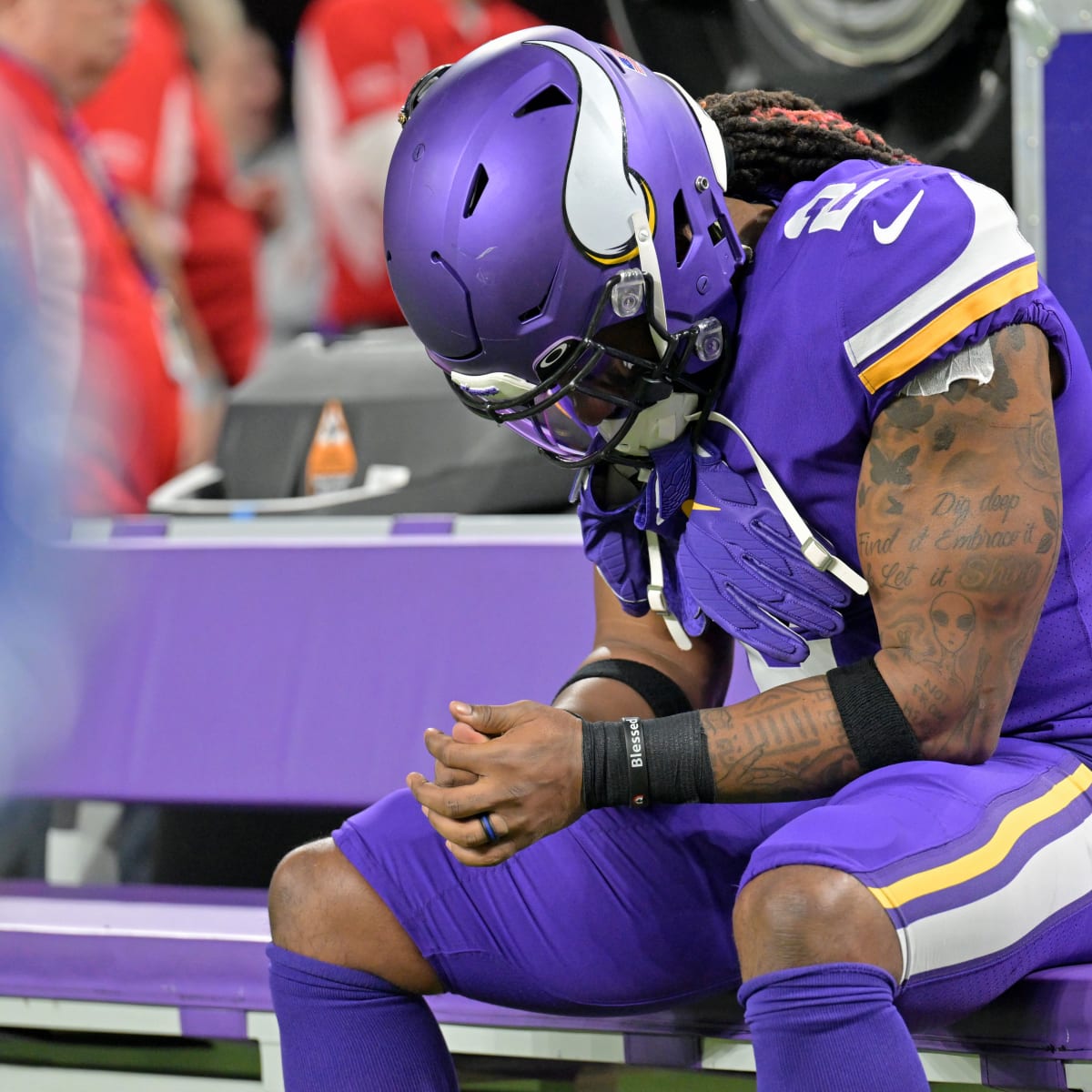 Five extra points: Vikings dial up a blitz, Harrison Smith back