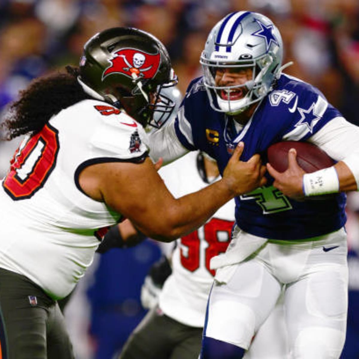 Cowboys vs. Bucs live updates: Dallas gets over playoff hump in