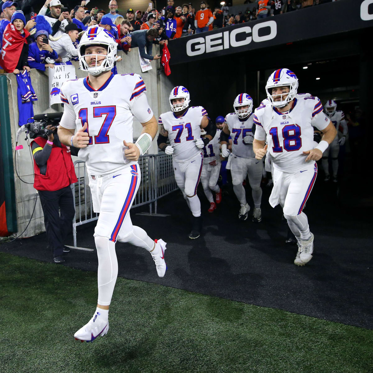 Hamlin meets with Bills team-mates ahead of Bengals rematch