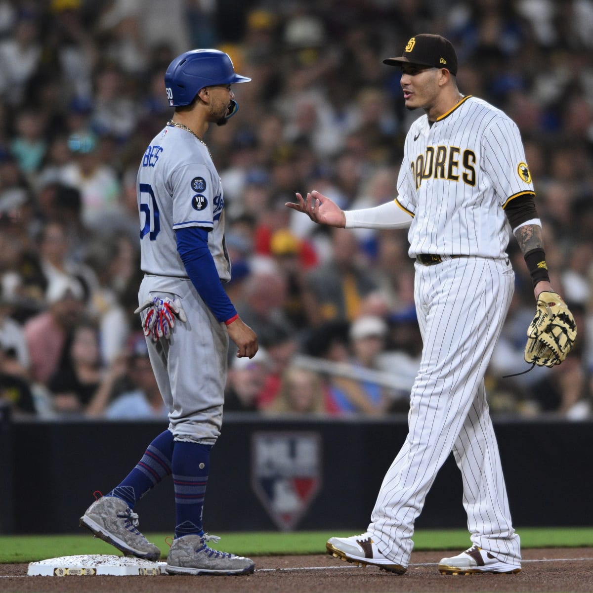 ESPN Sunday Night Baseball Schedule Update: First Place Los Angeles Dodgers  Host San Diego Padres on August 7 edition of Sunday Night Baseball - ESPN  Press Room U.S.