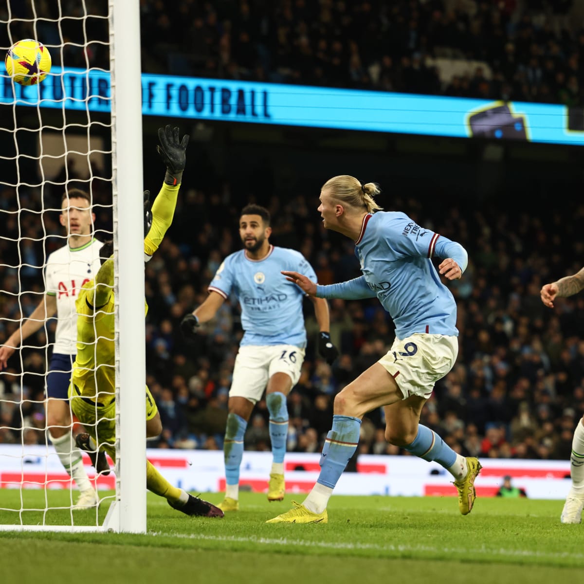 Highlights! Man City 4-2 Tottenham Hotspur  Goals from Alvarez, Haaland  and a Mahrez double 