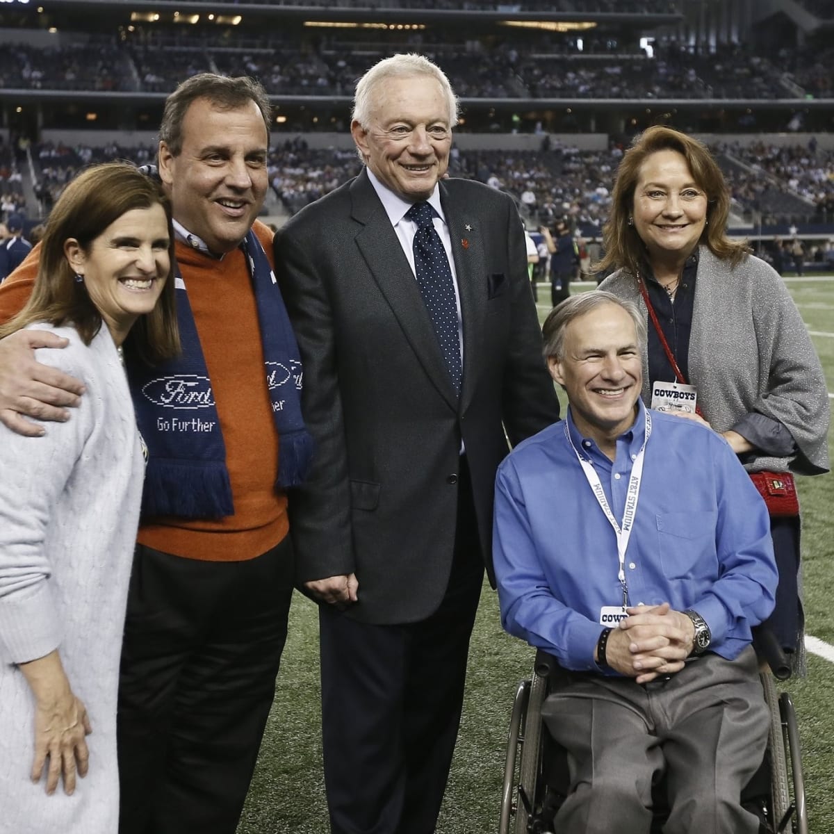 Cowboys' Dak Prescott needs to 'show he can win a big game,' Texas Gov.  Greg Abbott says