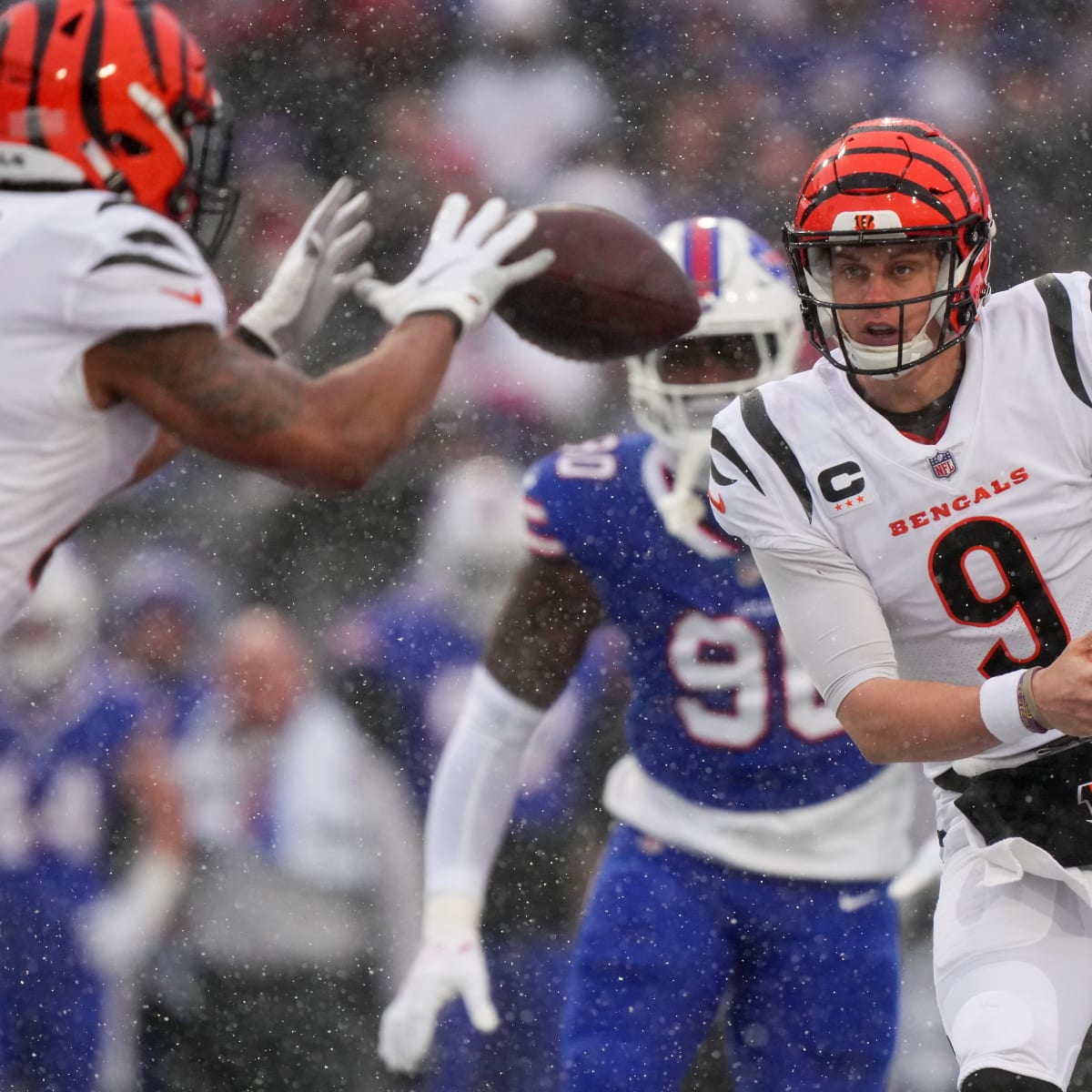 Bengals radio call of Sam Hubbard historic touchdown in playoff