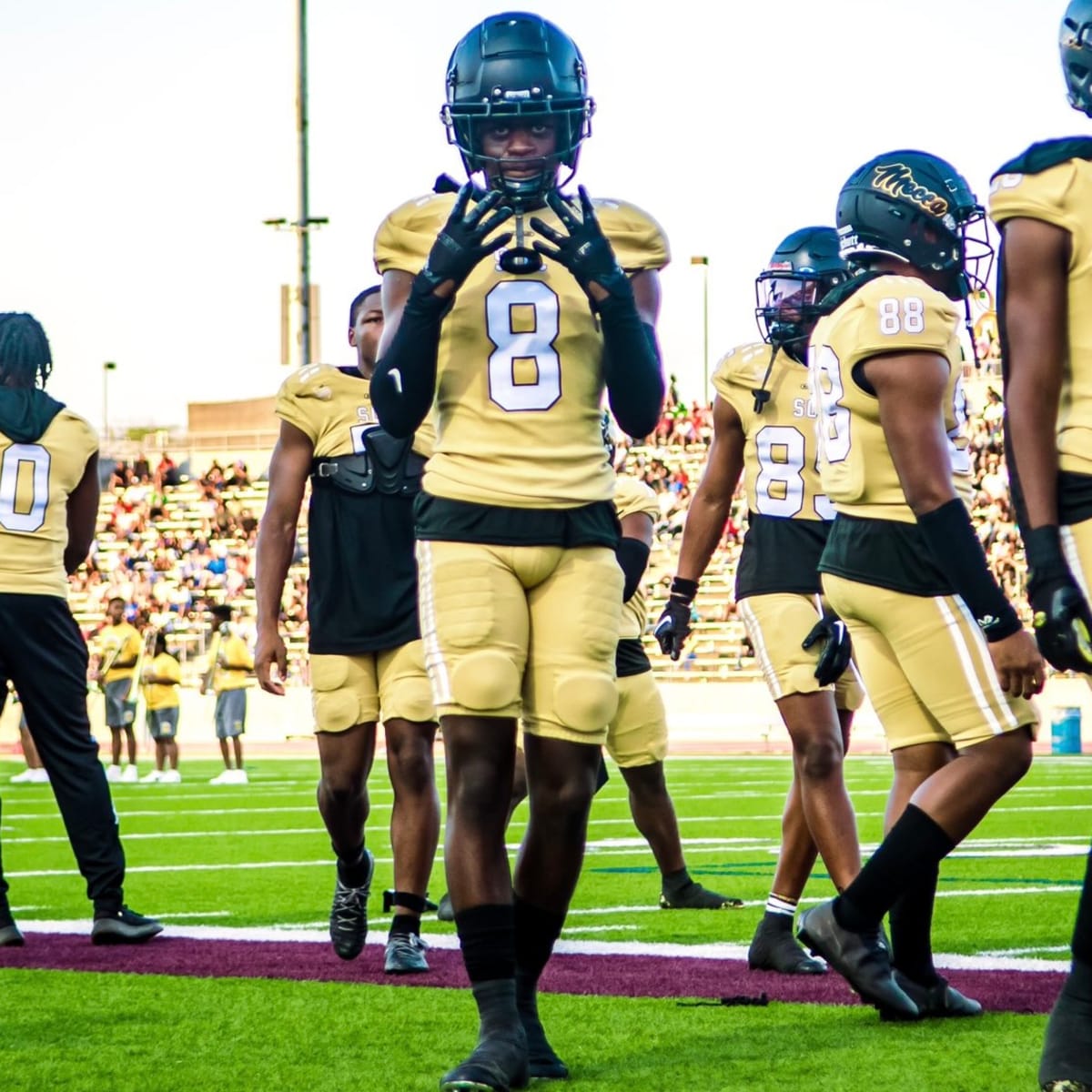 BATMAN/SUPERMAN Football Uniforms Revealed