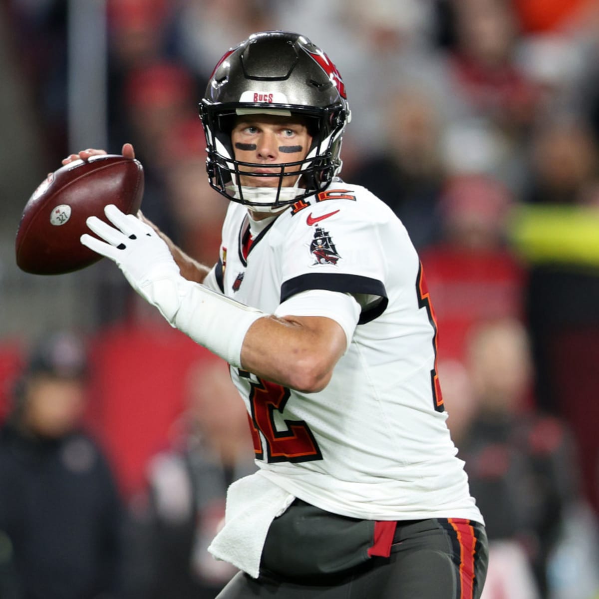 Tampa Bay Buccaneers Name 2022 Team Captains, Tom Brady Lavonte David