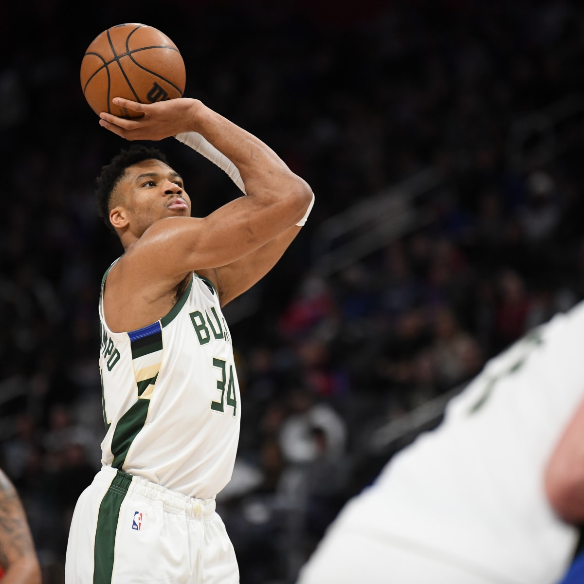 Giannis wins East Player of the Month…again