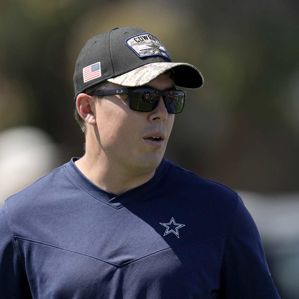 Carolina Panthers request to interview Cowboys OC Kellen Moore for