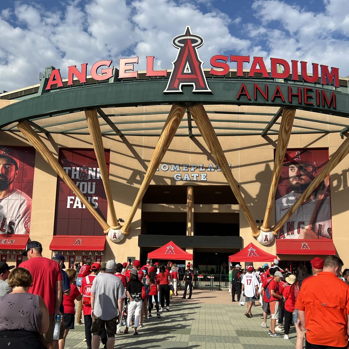 Angels Fans React to Retro Anaheim Design Hat on Twitter - Los Angeles  Angels