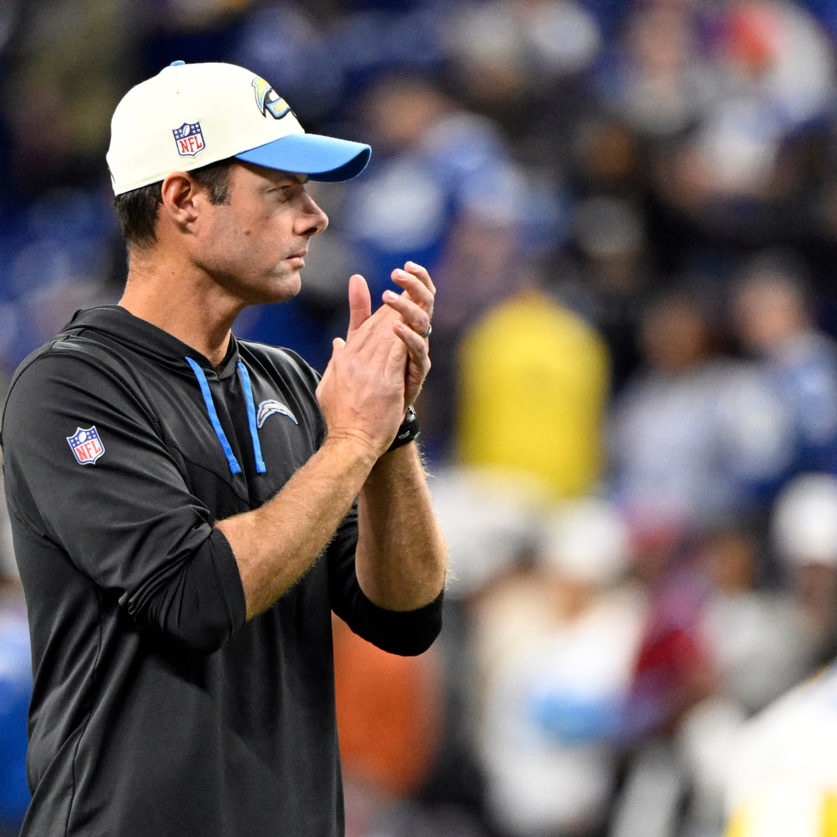 Los Angeles Chargers Complete Interviews With Five Offensive Coordinator  Candidates as Coaching Search Heats Up - Sports Illustrated Los Angeles  Chargers News, Analysis and More