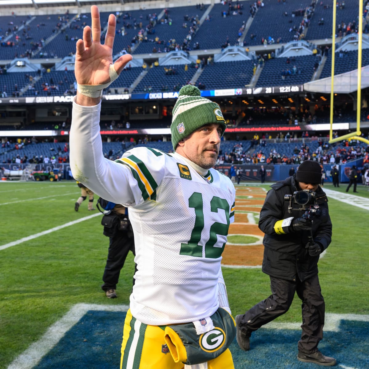 Aaron Rodgers' New Contract to Push Career Earnings to $550 Million –