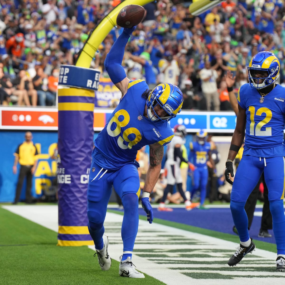 Los Angeles Rams tight end Tyler Higbee gets a 2-year contract extension