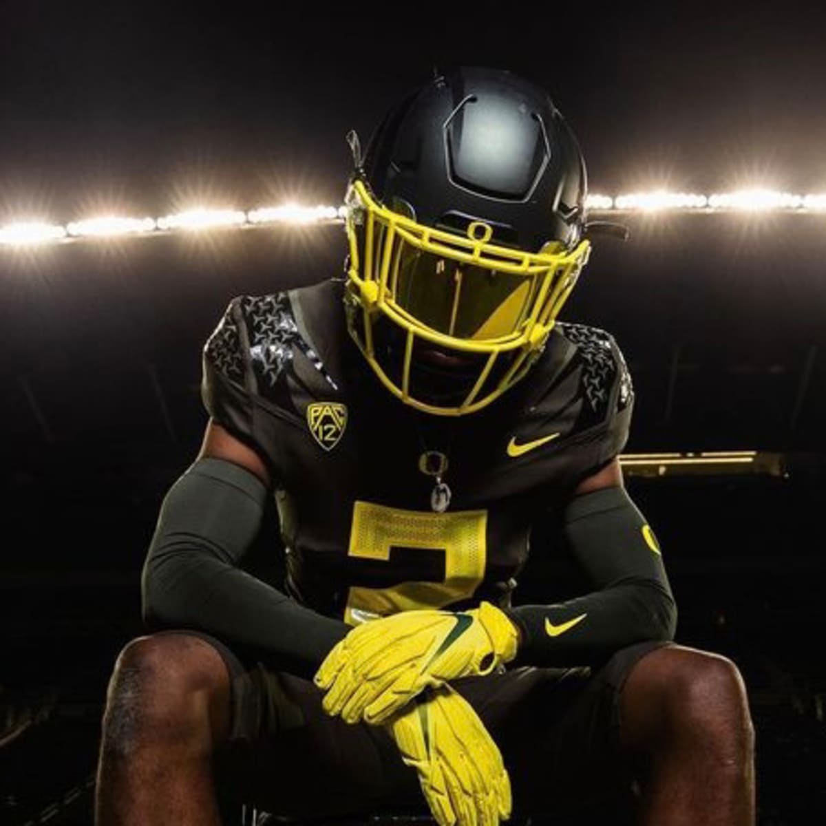 2023 Sacred Heart Cathedral Linebacker Recruit Jerry Mixon Sets Commitment  Date - Sports Illustrated Oregon Ducks News, Analysis and More