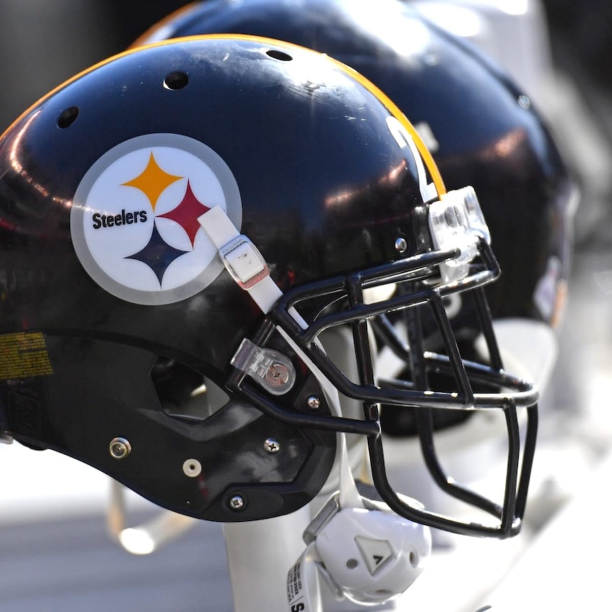 Pittsburgh Steelers Likely Keeping New RB Sidelined - Sports Illustrated  Pittsburgh Steelers News, Analysis and More