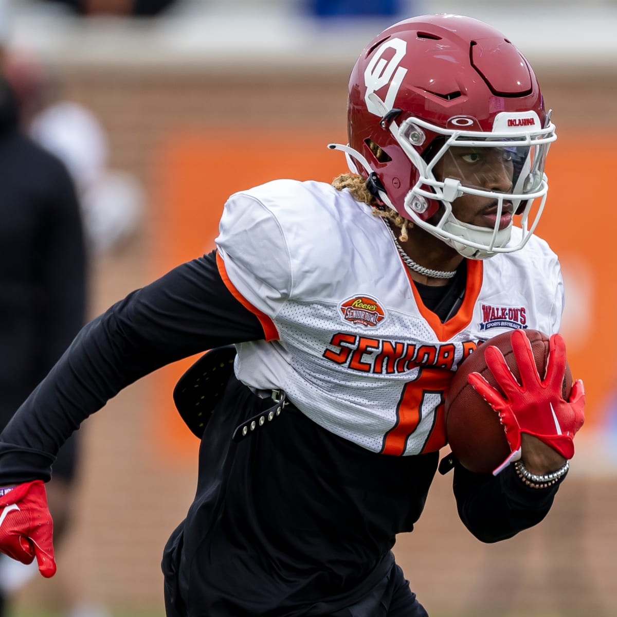 Oklahoma's Perrion Winfrey Named MVP of Senior Bowl - Sports