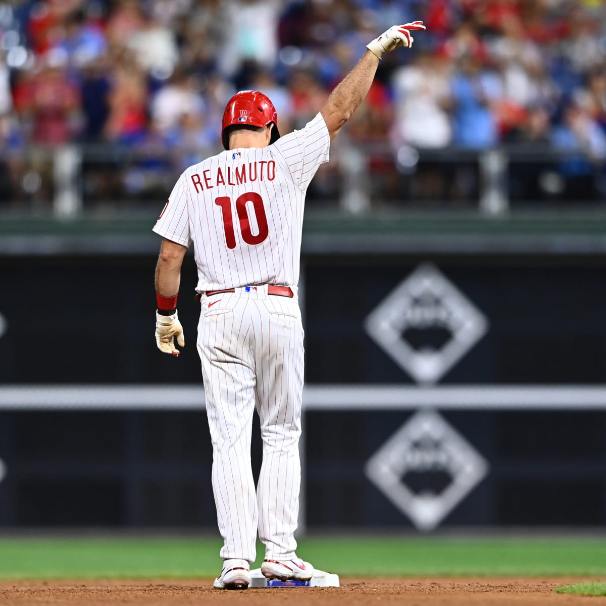 In Defense of Philadelphia Phillies' Gold Glove Catcher J.T. Realmuto Ahead  of 2022 MLB Opening Day - Sports Illustrated Inside The Phillies