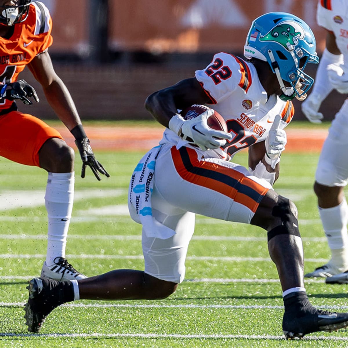 Titans Select Tulane RB Tyjae Spears in the Third Round of Friday's NFL  Draft