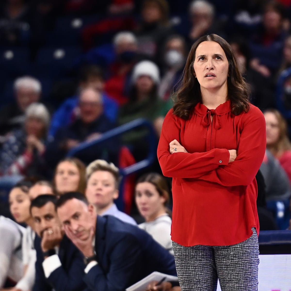 Gonzaga women's 14-game win streak snapped at Santa Clara 77-72