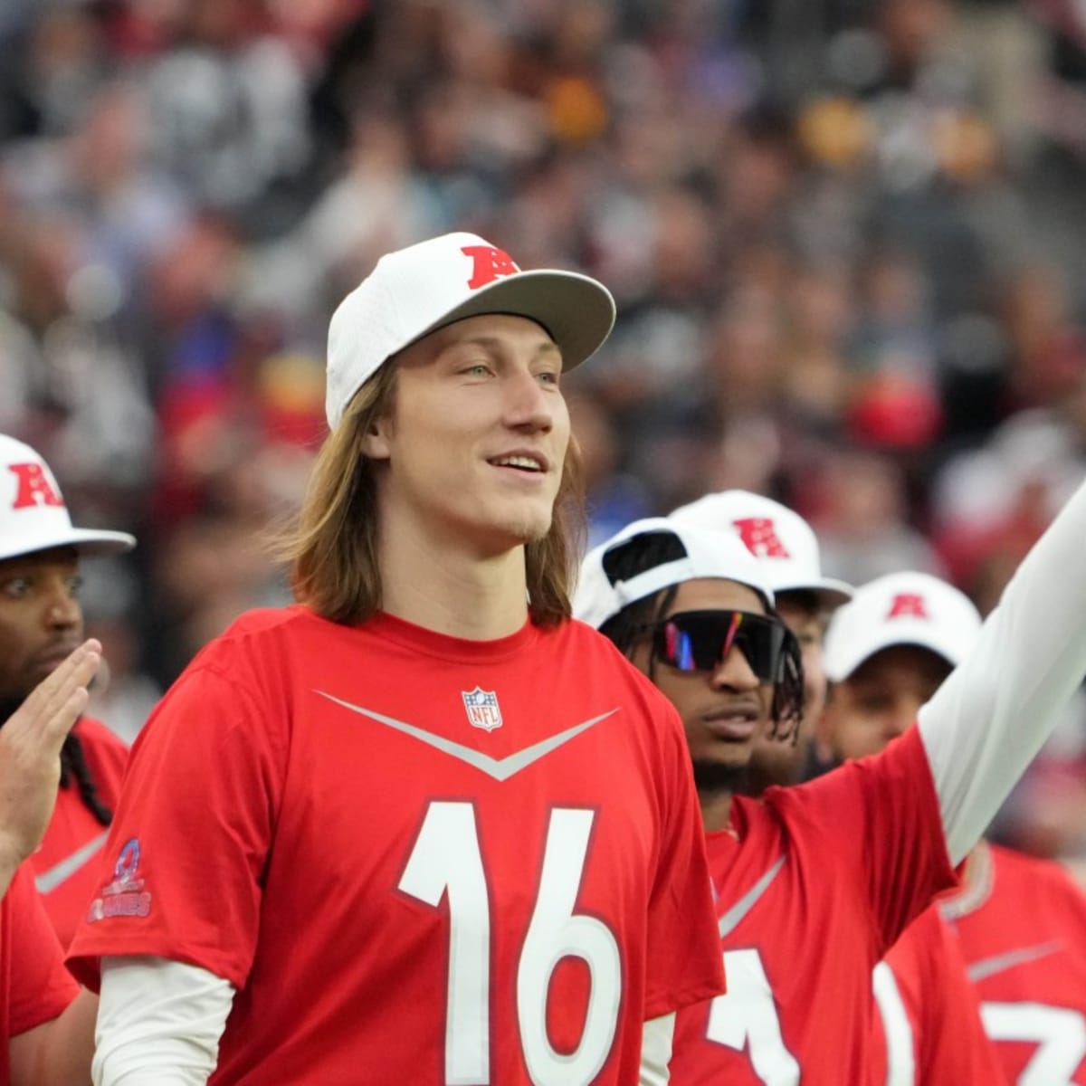 Jacksonville Jaguars on X: Pro Bowl QB Trevor Lawrence has a nice ring to  it. #ProBowlGames