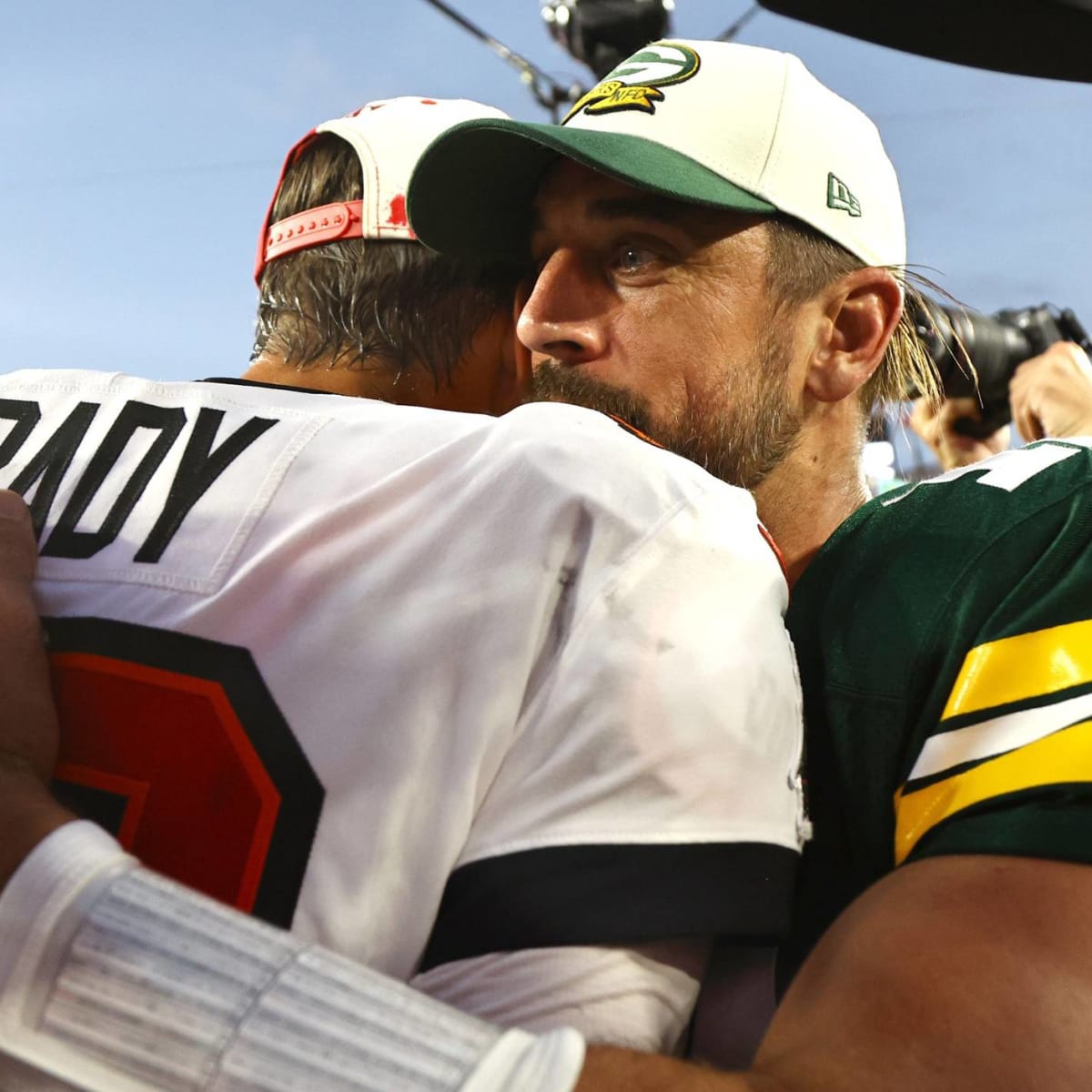 Its Like Tom Brady Doesn't…”: Amidst Playoff Concerns, Aaron Rodgers Once  Turned Back the Clock Inside a Minute That Made NFL Fans Say 'Yahoo' -  EssentiallySports