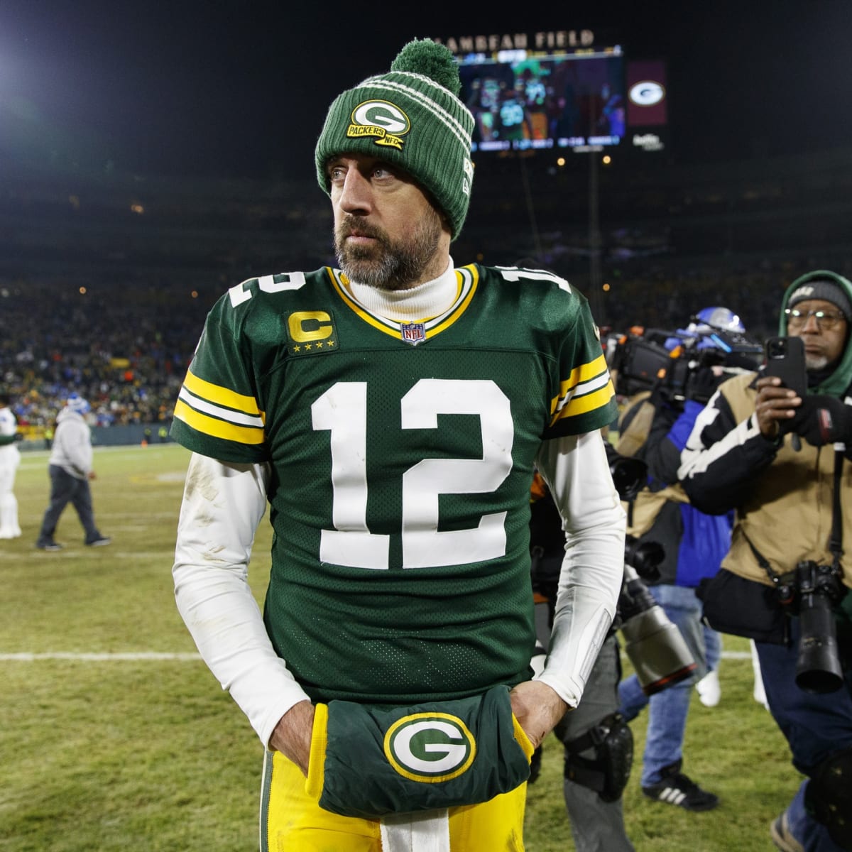 Reports say Aaron Rodgers is maybe going to play this season and suddenly  the Packers are fourth-favorites to win the Super Bowl, This is the Loop