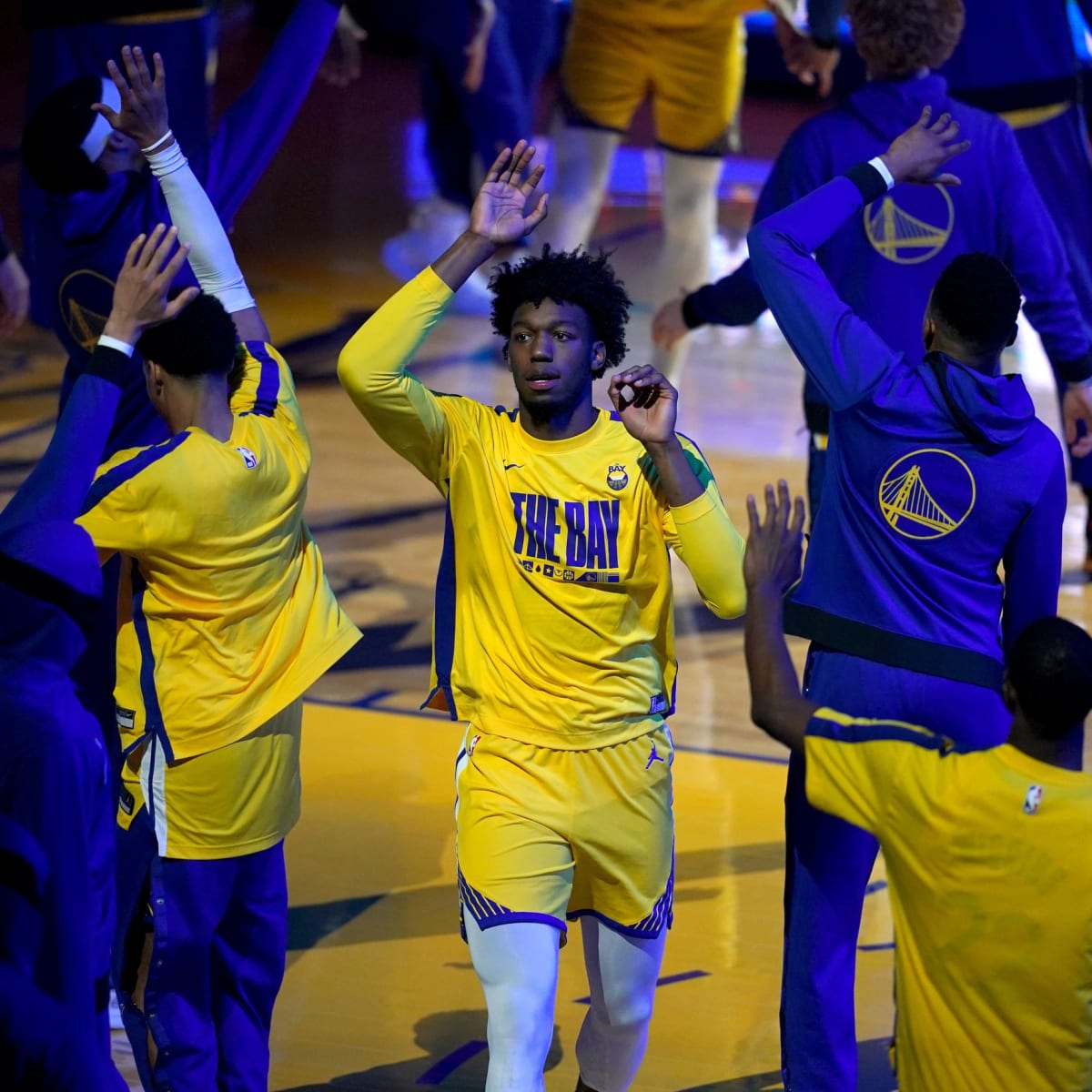 Report: Warriors send Wiseman to Pistons in 4-team deal with Hawks