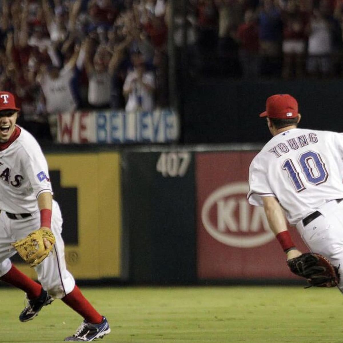 MICHAEL YOUNG IAN KINSLER ELVIS ANDRUS TEXAS RANGERS SIGNED 11x14 PHOTO JSA  COA