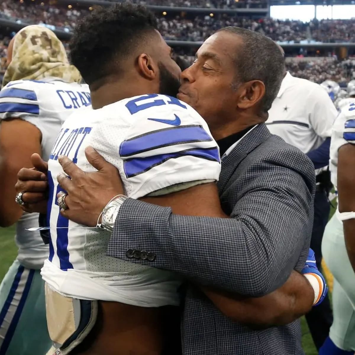 Kobe wearing an Emmit Smith jersey : r/cowboys