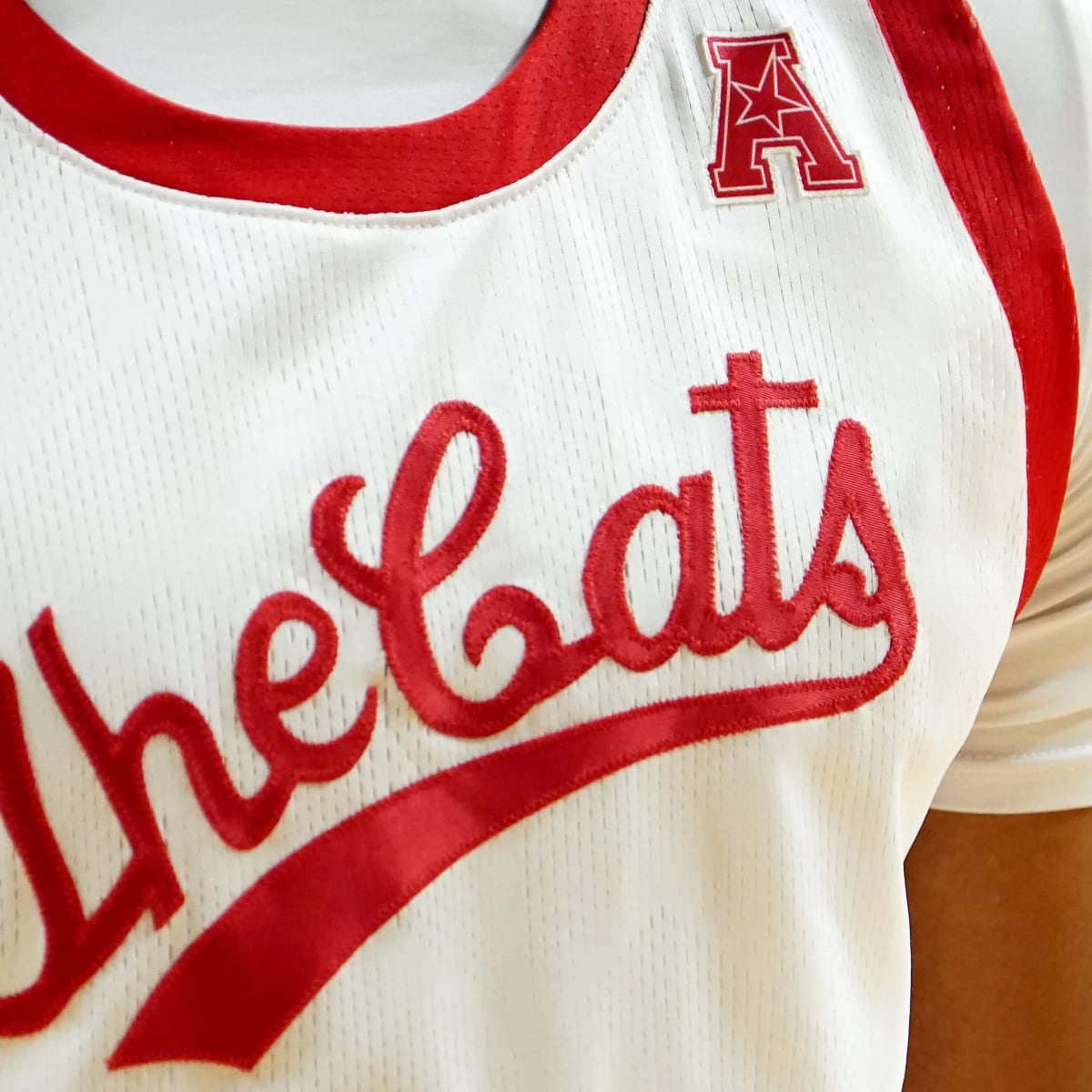 Cincinnati athletics reveals new red uniform line