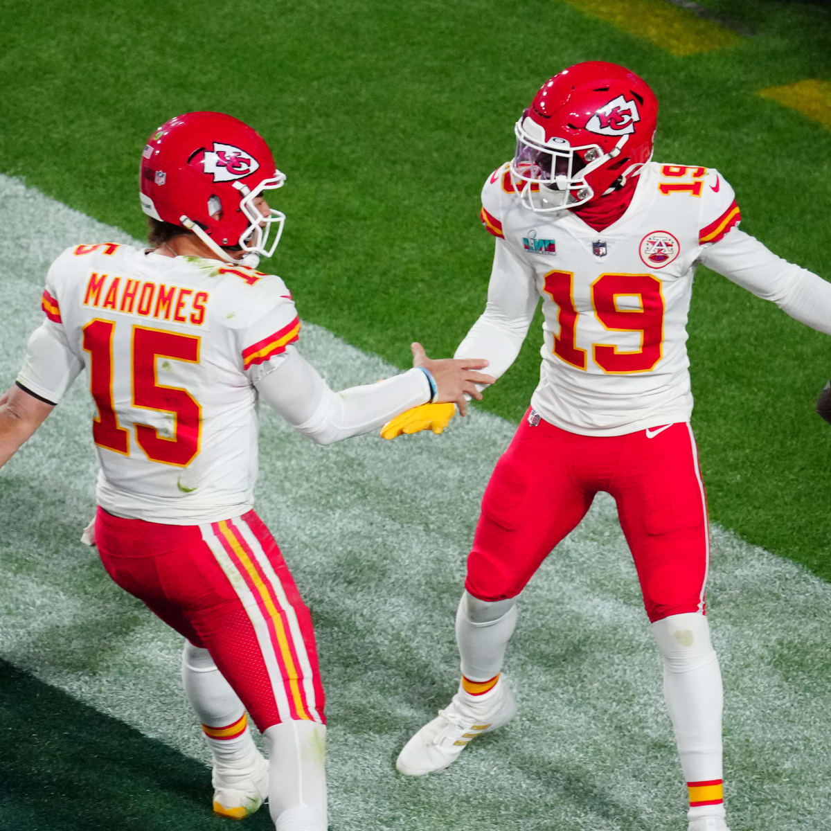 JuJu Smith-Schuster on First Touchdown With KC Chiefs: 'It's a Great  Feeling' - Sports Illustrated Kansas City Chiefs News, Analysis and More