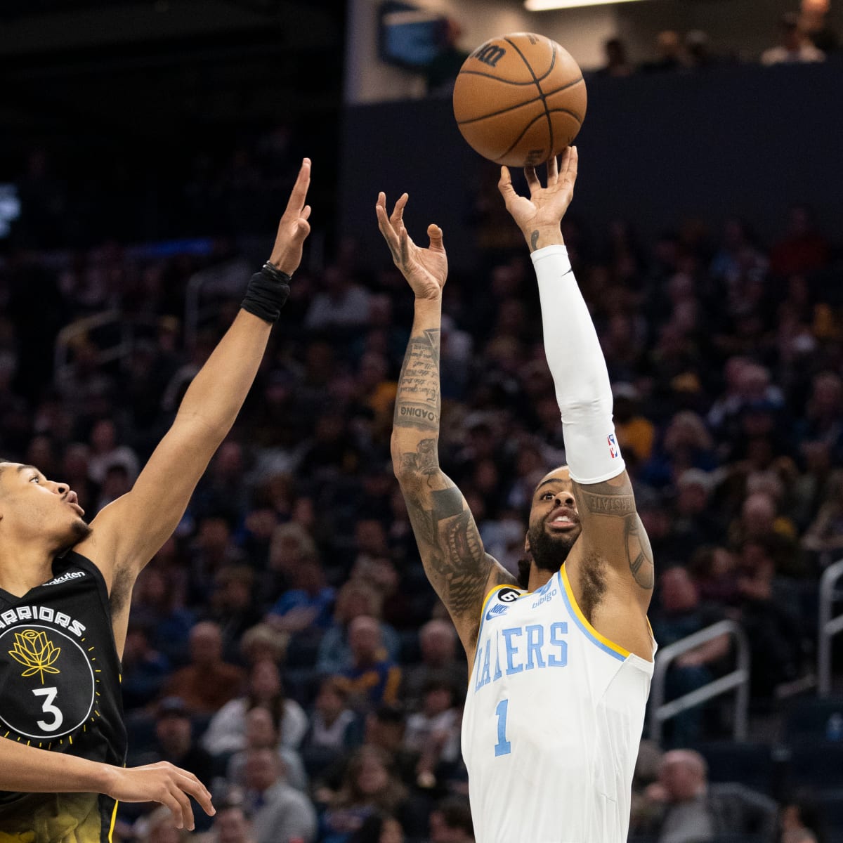 D'Angelo Russell impresses, helps Timberwolves in Lakers debut - Sports  Illustrated Minnesota Sports, News, Analysis, and More