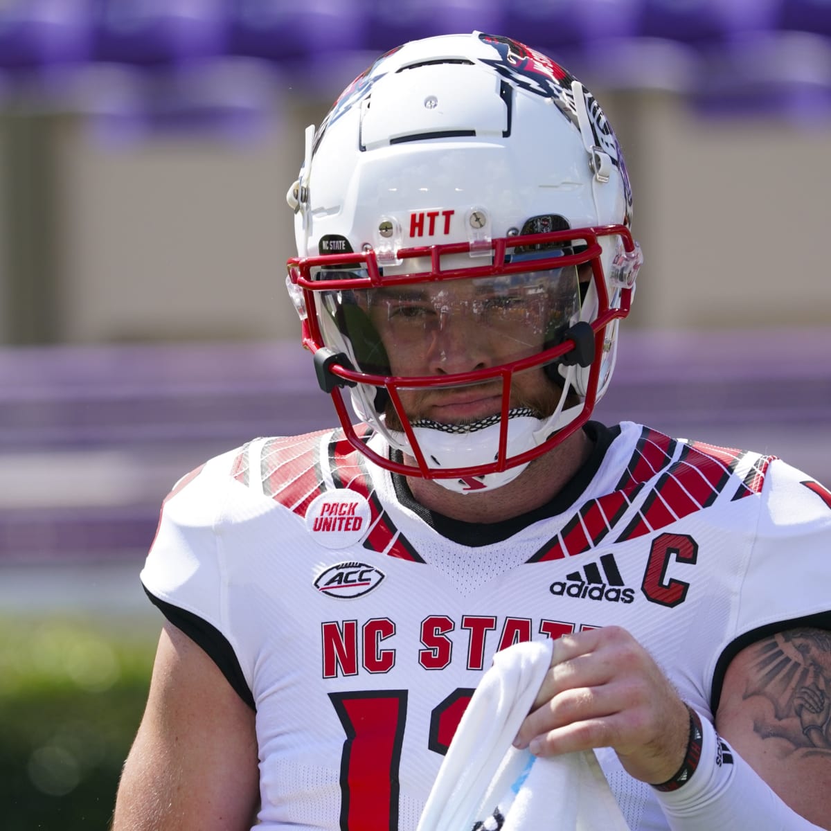 Devin Leary transferring to Kentucky: Ex-NC State star QB provides