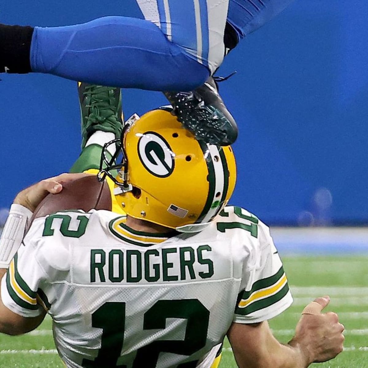 Dallas Cowboys Rival Packers 'Disgusted' by Aaron Rodgers, Will