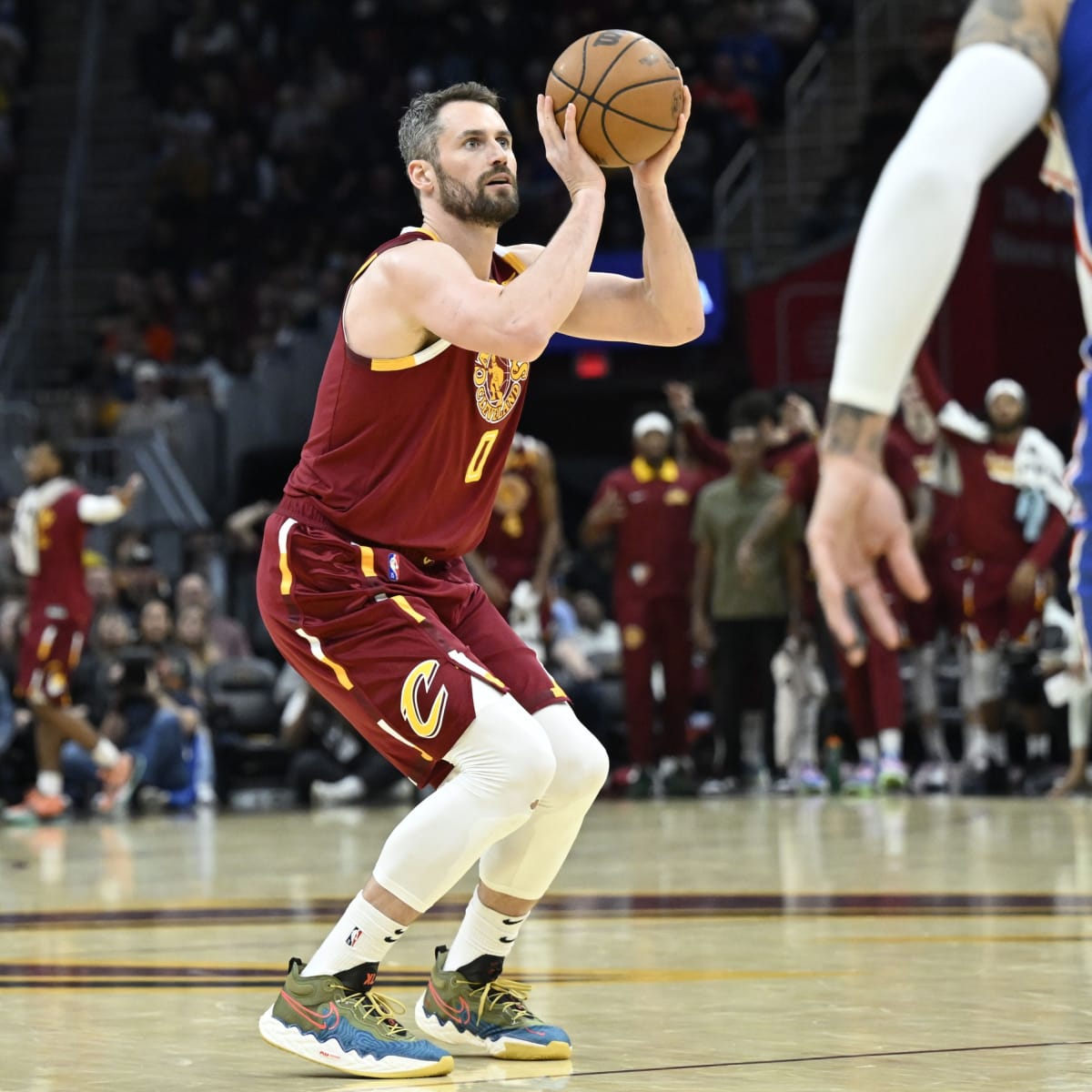 Report: Kevin Love to talk to Sixers before decision on new team
