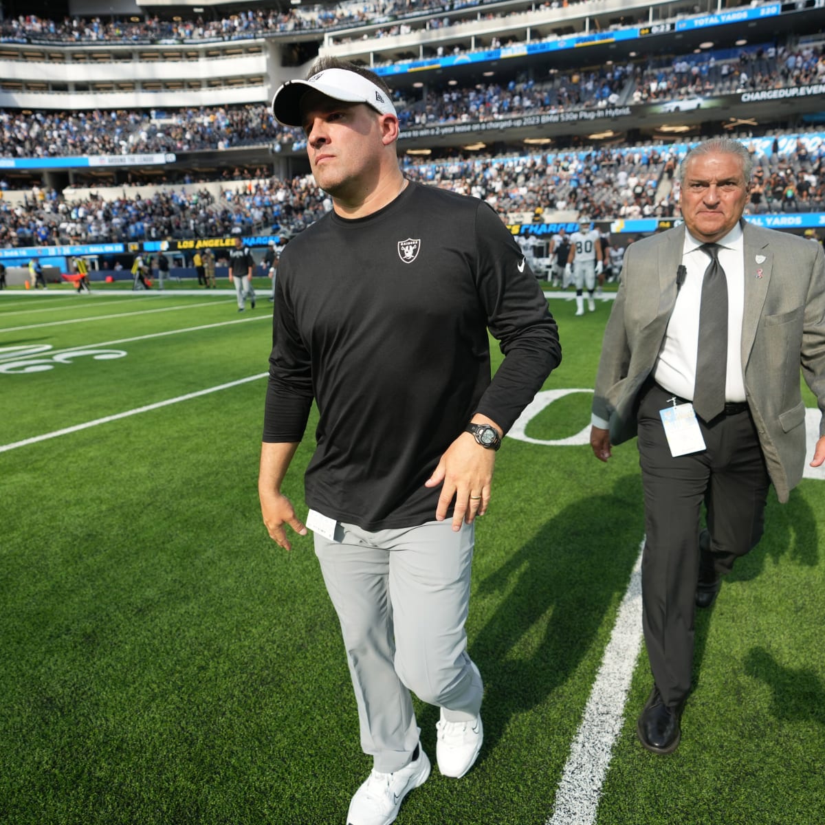 Raiders News: Josh McDaniels discusses keeping 3 quarterbacks - Silver And  Black Pride