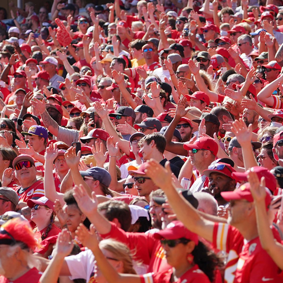 Chiefs Replay: A New Chant in Arrowhead